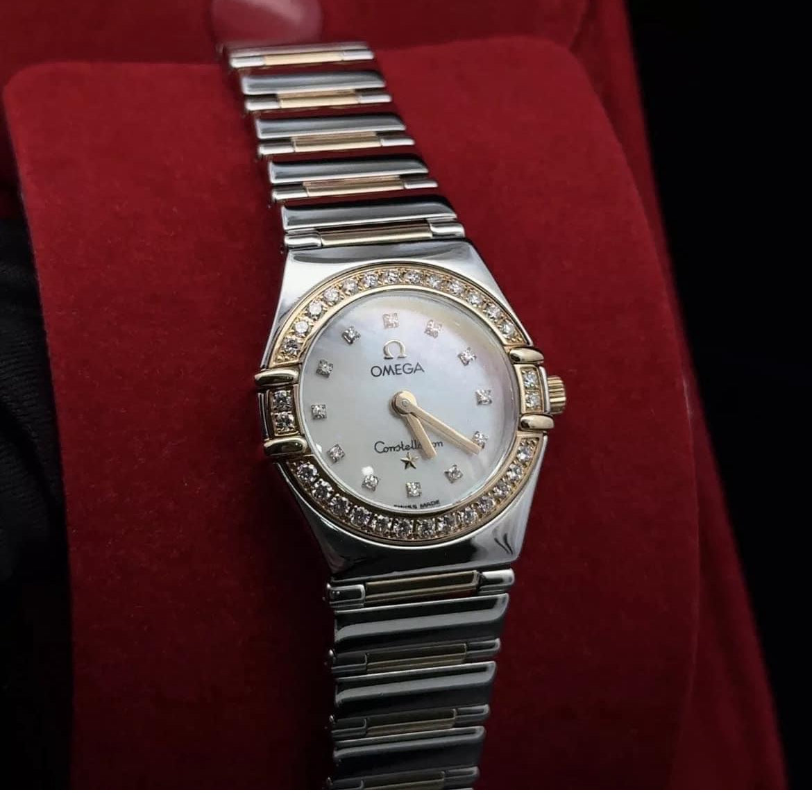 LASIES OMEGA CONSTELLATION